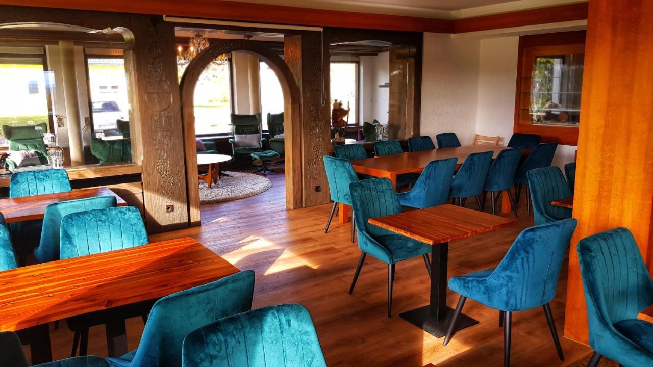 Hotel Restaurant Sonnenschein Pfalzgrafenweiler Exterior foto